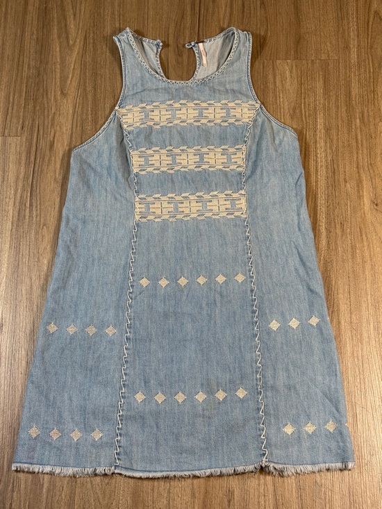 Free People Dresses & Skirts - Free People Sleeveless Denim Embroidered Dress Light Blue, Size M 100% Cotton